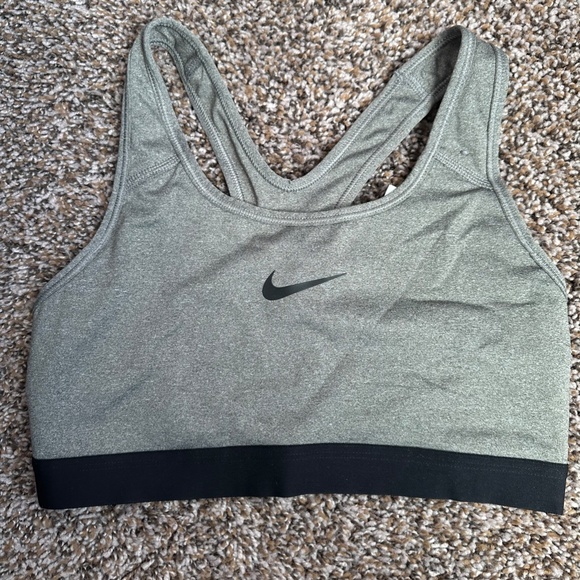 TWO Nike Women's Medium Sports Bras (with removable pads) - Picture 4 of 12